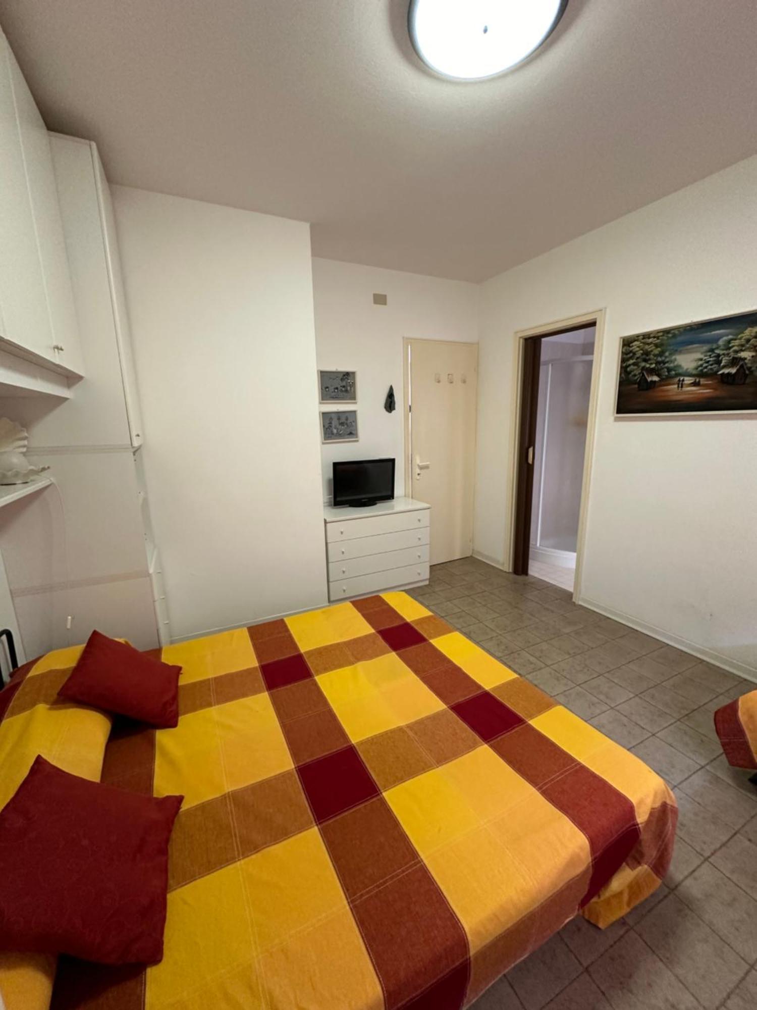 Verdi Apartment Lignano Sabbiadoro Exterior foto